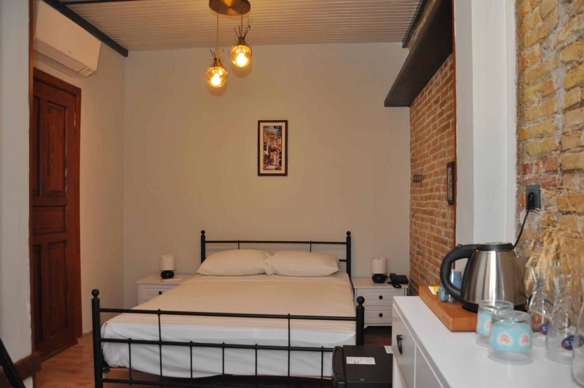 La Casa Carina Bed and Breakfast Antalya Exteriör bild