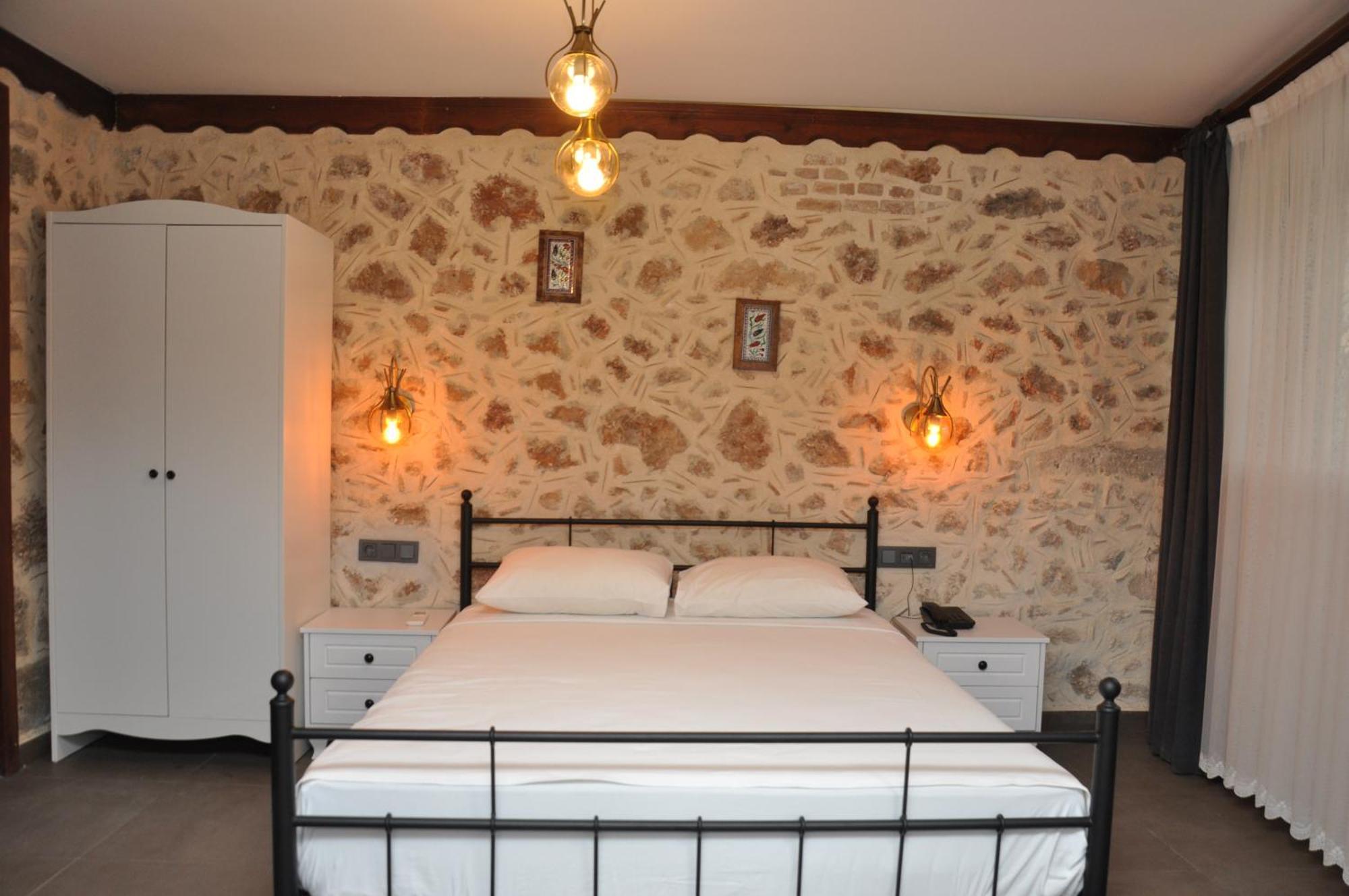 La Casa Carina Bed and Breakfast Antalya Exteriör bild