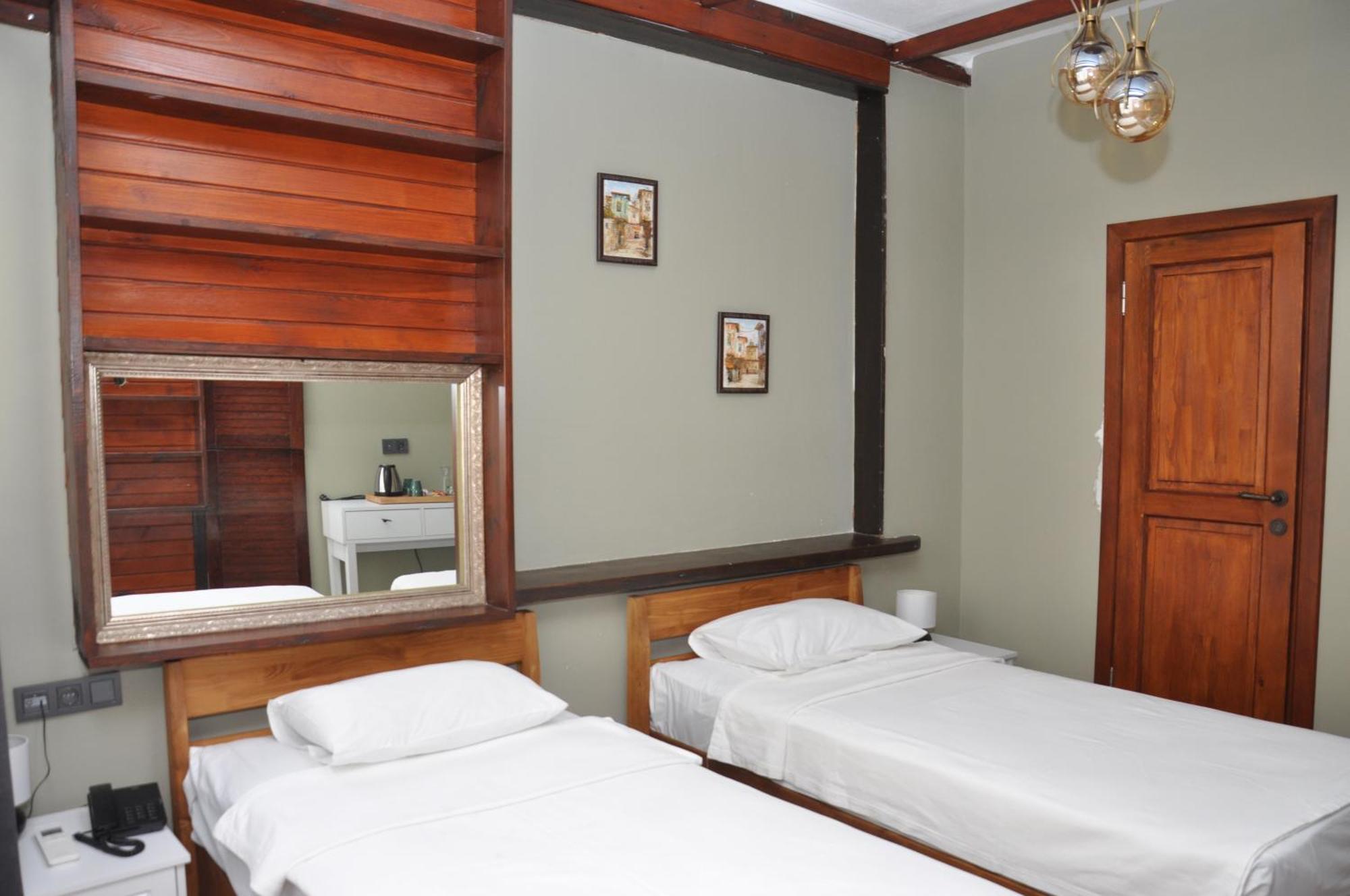 La Casa Carina Bed and Breakfast Antalya Exteriör bild